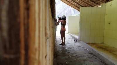 Duşta seks ve banyoda porno