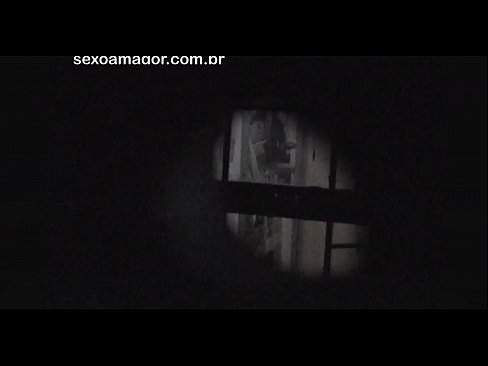 ❤️ Sarışın, içi boş tuğlaların arkasına gizlenmiş bir mahalle röntgencisi tarafından gizlice videoya alınır ❤️ Porno bize %tr.yespornpics-com.ru ❤